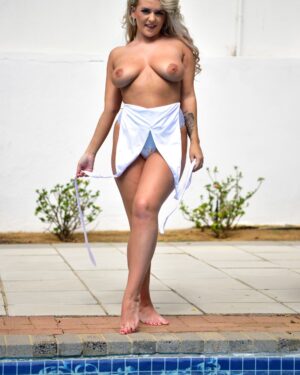 Lycia Sharyl Honeymoon Suit