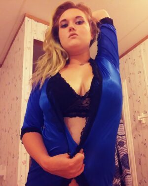 Lynn Subscribe Nude Fancentro