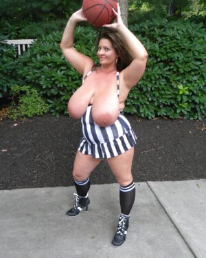 Maria Moore Basketball