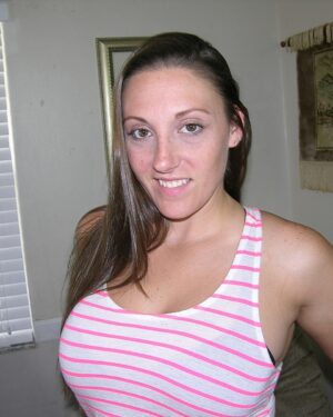Melanie Hicks True Amateur Models