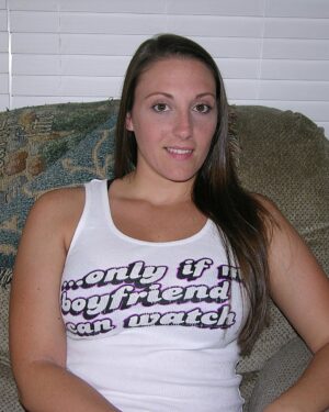 Melanie Thick Nude Amateur Model