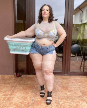 Mia Sweetheart Oily To Bed XL Girls