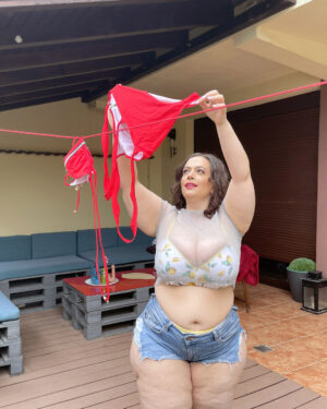 Mia Sweetheart Oily To Bed XL Girls