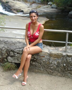 Nayara Blue In Public