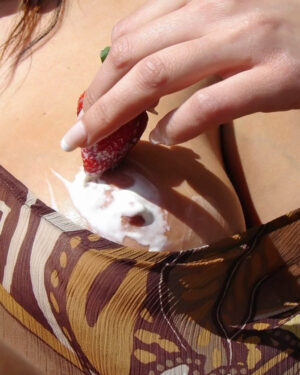 Nayara Blue Whipped Cream