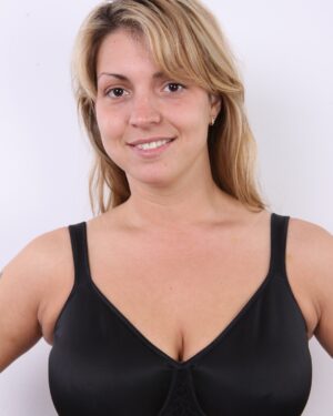 Petra Cute Curvy Casting Call