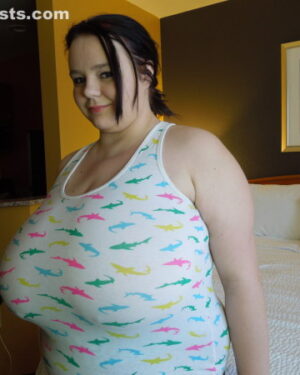 Peyton Huge Divine Breasts