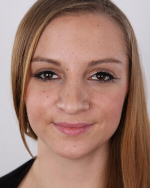 Renata Czech Casting High Res