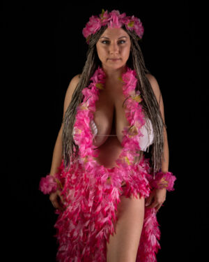 Samanta Lily Hawaiian Sex Bomb