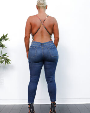 Sara Bubble Butt Casting Couch HD