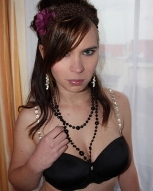 Sina Busty Amateur