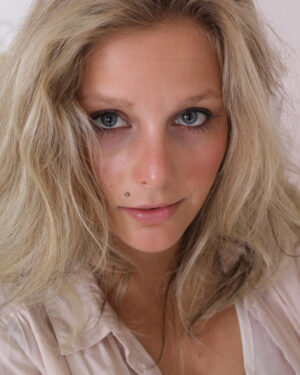 Susanne Hot Naked Charwoman Ersties