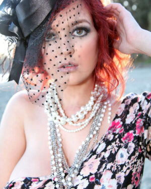 Tessa Fowler Classic Pinup Style