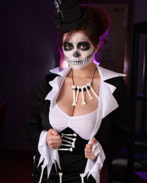 Tessa Fowler Voodoo Boobs