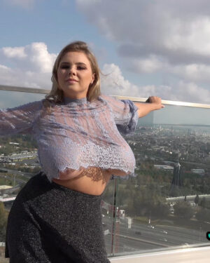 Vivian Blush Topless Underboob