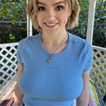 Gracie Gates Busty Skinny Newcomer